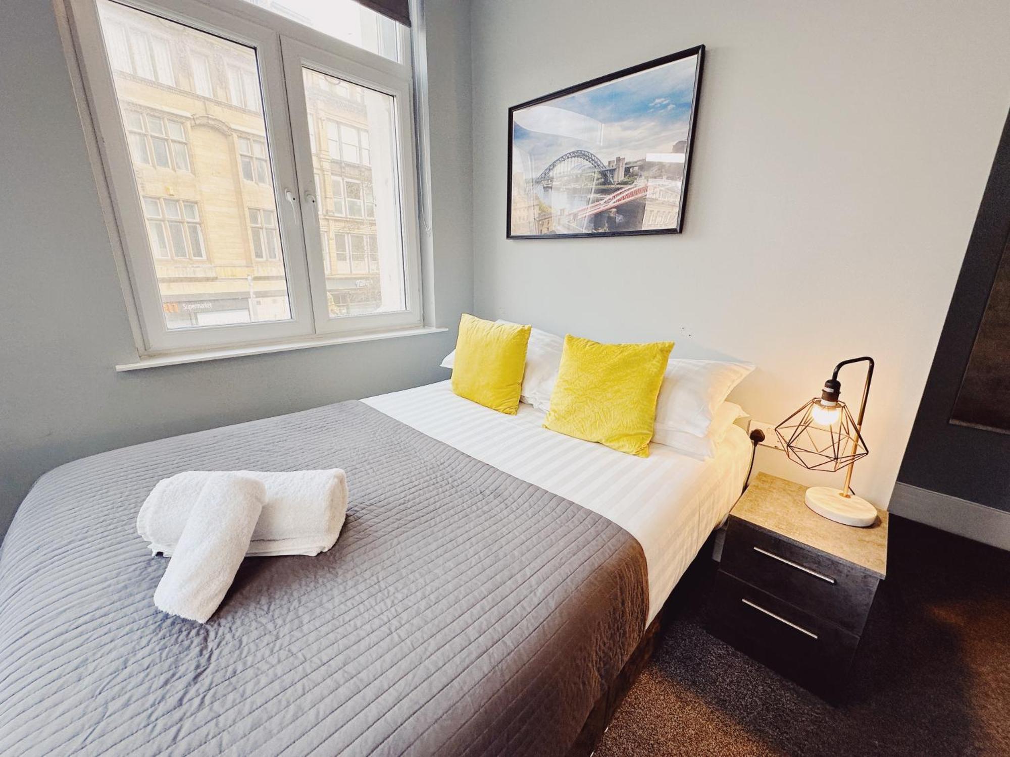 3 Bedroom Apartment In The Heart Of Newcastle - Modern - Sleeps 6 Exterior foto