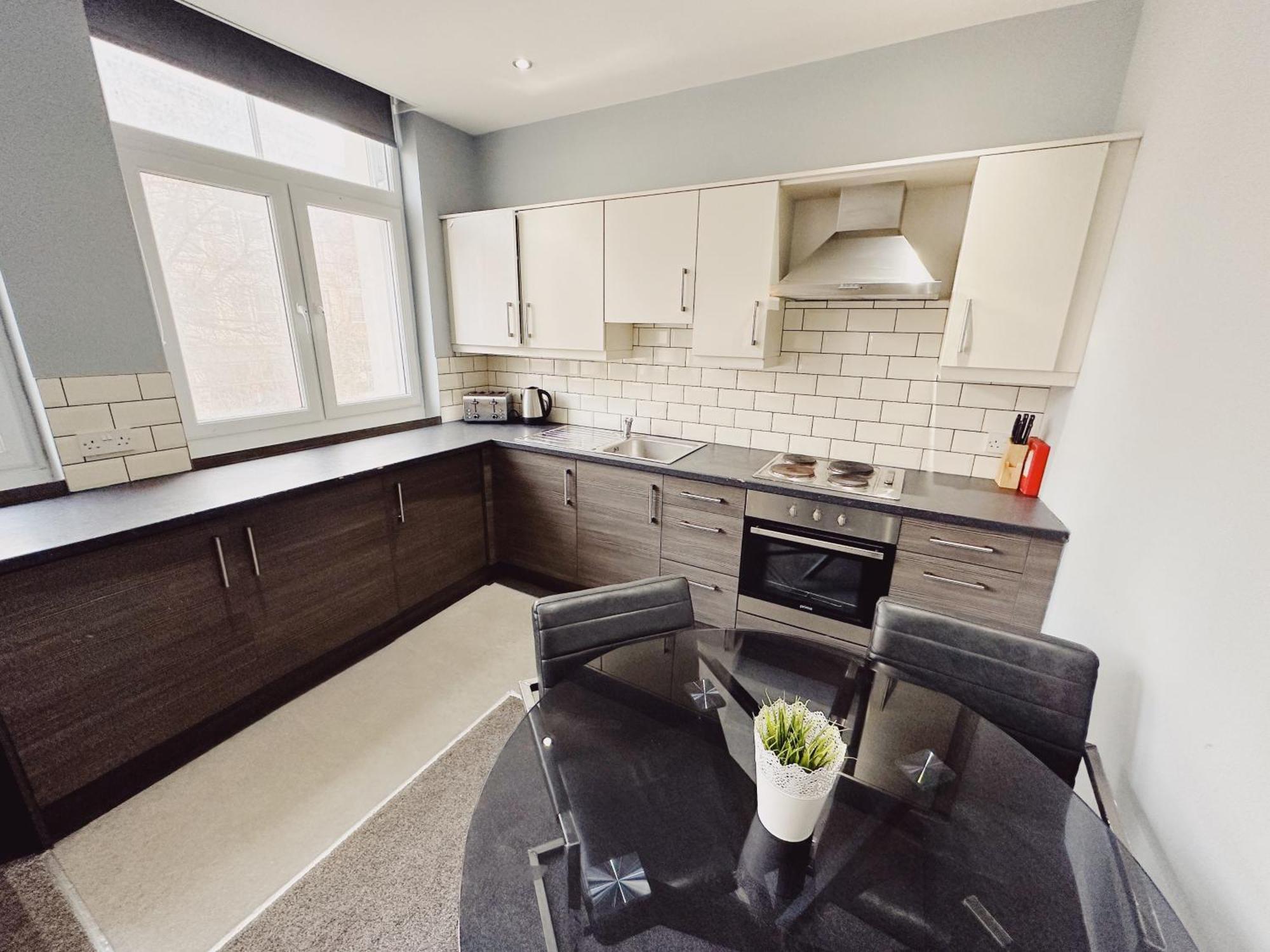 3 Bedroom Apartment In The Heart Of Newcastle - Modern - Sleeps 6 Exterior foto