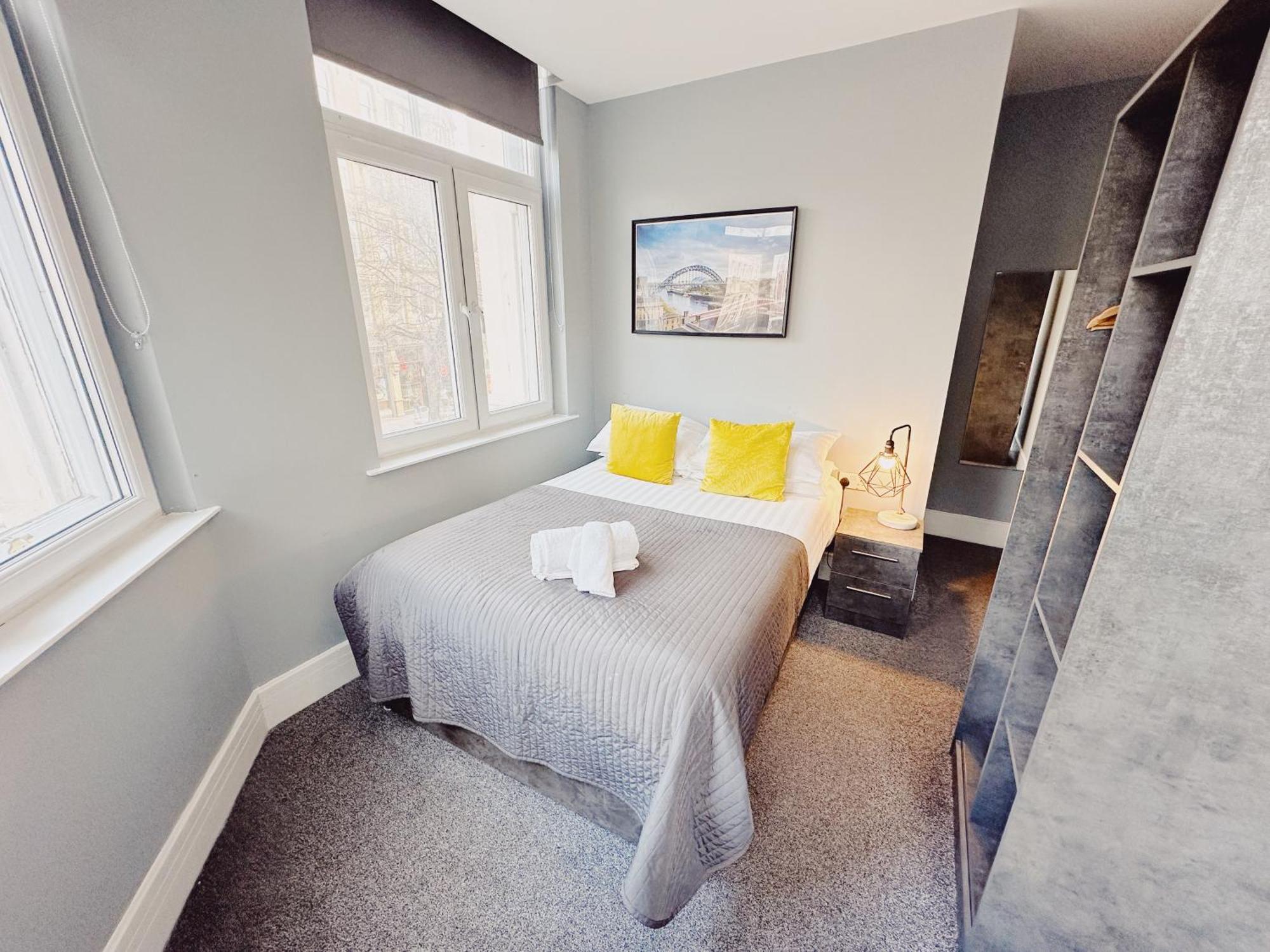 3 Bedroom Apartment In The Heart Of Newcastle - Modern - Sleeps 6 Exterior foto